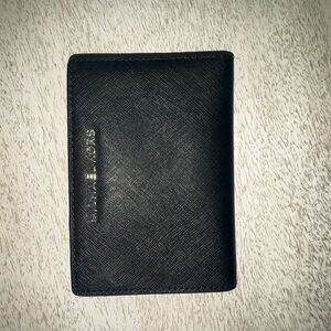 Black Michael Kors wallet